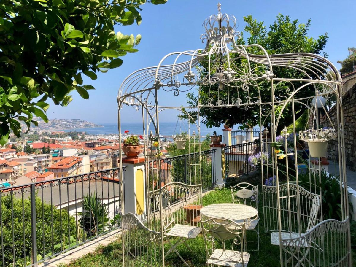 La Casa Del Sole Hotel Sanremo Exterior foto